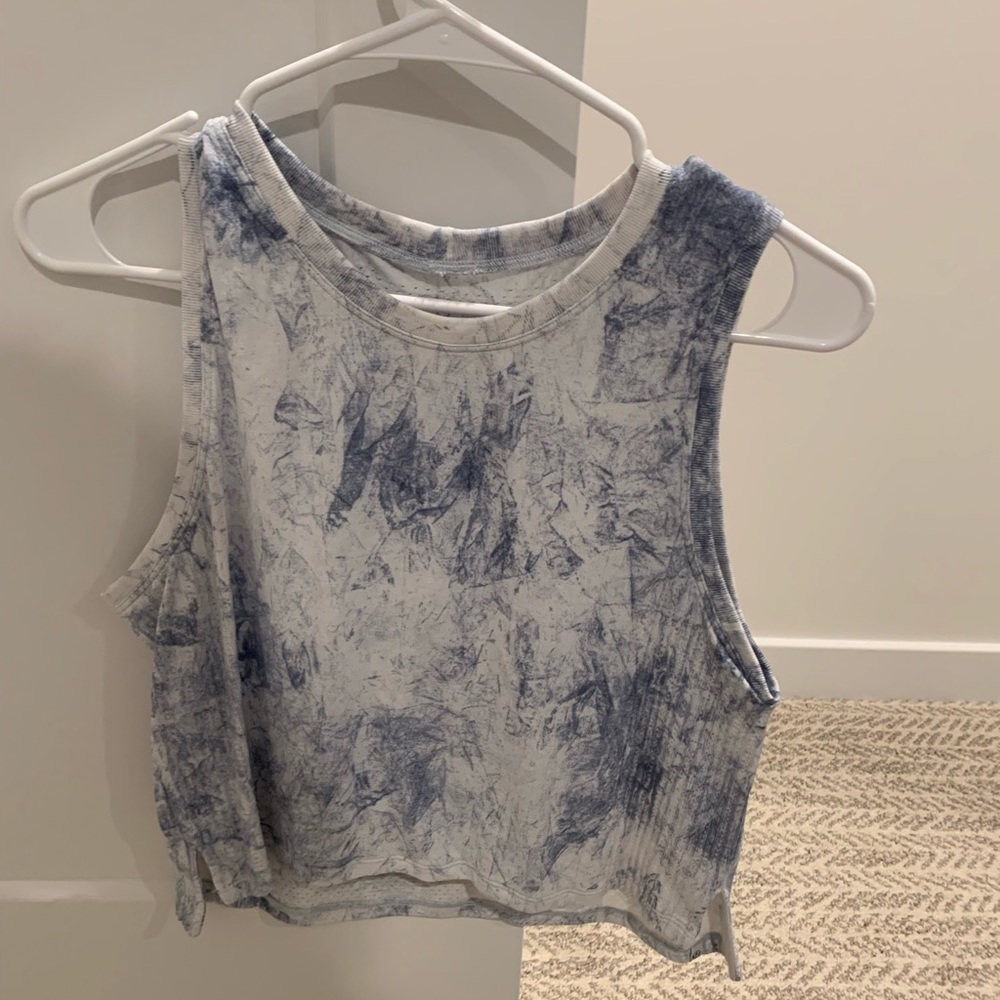 Lululemon Train to be Tank